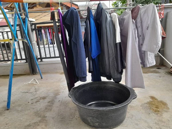 Clothesline Consisting Shirts Shirts Shorts Trousers Jackets Sweaters Pants Hangers — 스톡 사진