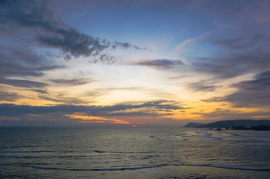Merese, Lombok tepesinde güzel gün batımı