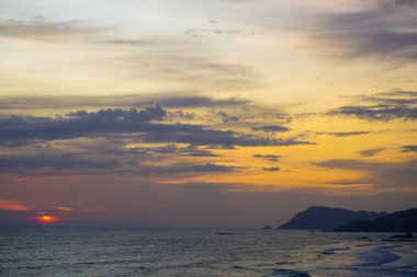 Merese, Lombok tepesinde güzel gün batımı