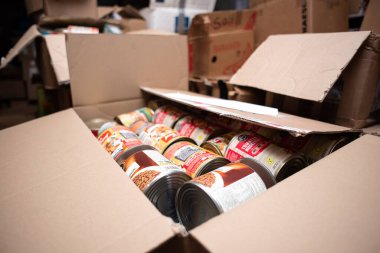 Ivano-Frankivsk, Ukrayna: 21 Mart 2022 - işgal altındaki bölgeler için insani yardım toplama. şehir yönetimi