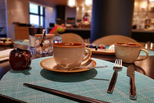 Ένα Φλιτζάνι Ζεστό Καφέ Πριν Σερβιριστεί Πρωινό Άνετο Περιβάλλον Beppu — Φωτογραφία Αρχείου