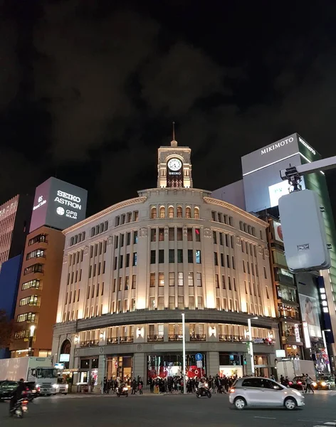 Ginza Wako 타워는 Ginza 상징이다 백화점으로 알려져 교차점 앞에서 말이야 — 스톡 사진