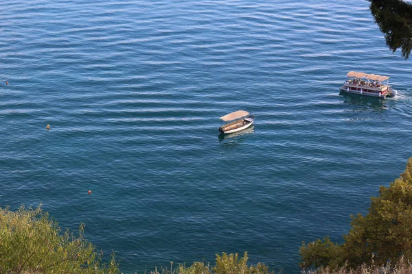 Vista Del Lago Ohrid Con Barcos Pequeños Macedonia Del Norte — Foto de Stock
