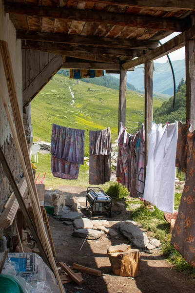 Courtyard House Laundry Spread Out Village Adishi Mestia Ushguli Trekking — Stock Photo, Image