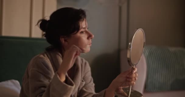 Brunette Looking Mirror Doing Facial Massage Jade Roller Skin Care — Stockvideo