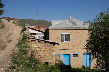 Dağ köyünün manzarası