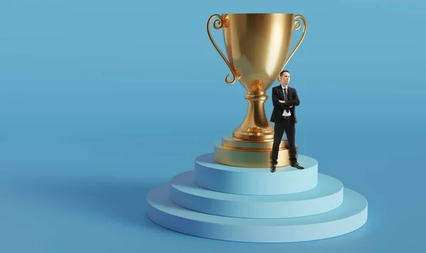 Ασιάτης Επιχειρηματίας Στέκεται Μπροστά Από Χρυσό Κύπελλο Νικητής Χρυσό Τρόπαιο — Φωτογραφία Αρχείου