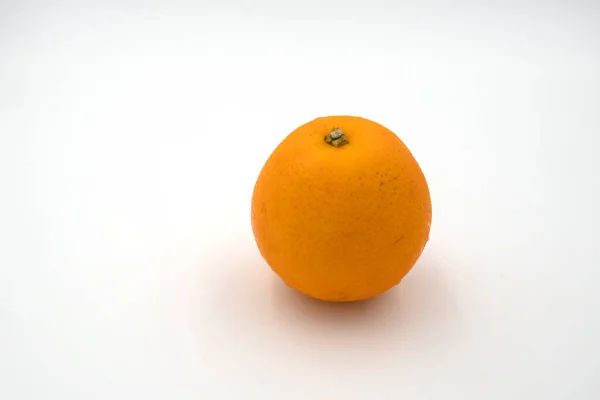 Taze Portakal Meyvesi Beyaz Arka Planda Izole Edilmiş Sağlıklı — Stok fotoğraf