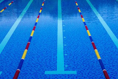 Yüzme havuzu üst görüntüsü kapatıldı