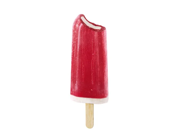 Mordida Morango Vermelho Fresco Gelado Framboesa Popsicle Isolado Branco Com — Fotografia de Stock