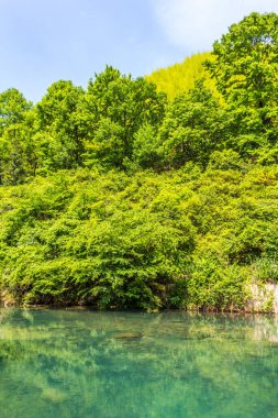 Huangshan, Çin 'deki manzara nehri.