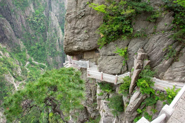 の風景名勝 中国東部の安徽省南部の山脈 世界遺産に登録されている — ストック写真