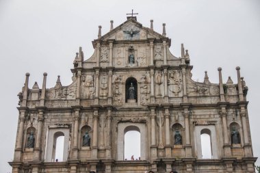 Macau, 11 OKT 2011: Macau, Çin 'deki St. Paul kalıntıları