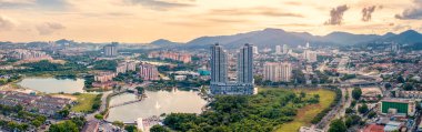 Kuala Lumpur şehrinin panoramik hava manzarası, öğleden sonra şehrin manzarası. Malezya