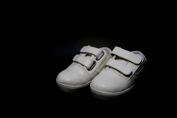 Paar Babys Jahre Alte Schuhe Weißen Schwarzen Hintergrund Kann Mit — Stockfoto