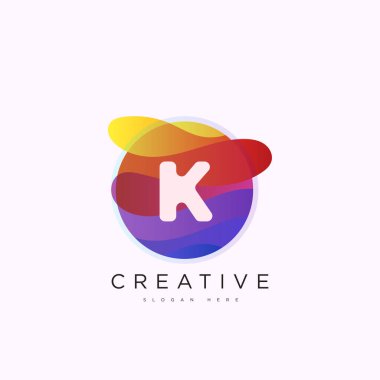 İlk harf K 3D logo şablonu iş ve şirket kimliği için renkli daire tasarım sanatı
