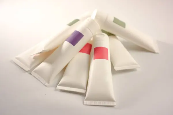 duş, şampuan, ya da banyo tüpleri ürün renkler blok varyant