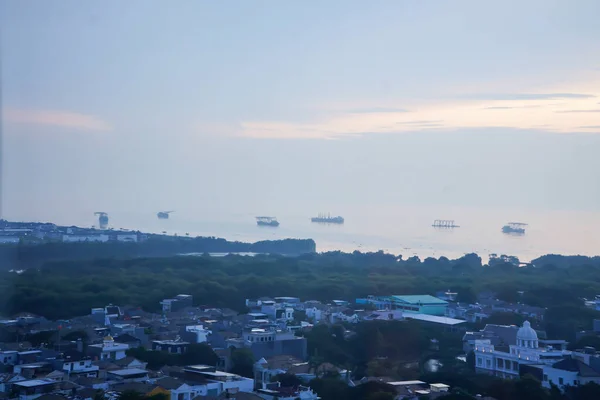 Sahil kasabası görünümünü