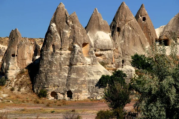 Csodálatos Hegyek Barlangokkal Zemi Völgyben Goreme Közelében Cappadociában Törökországban — Stock Fotó