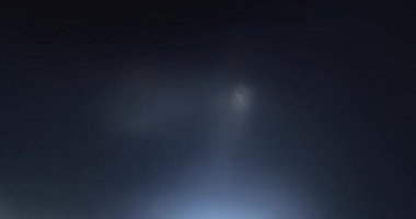 Parlayan Işık Sızıntısı Geçiş Süslemesi 60fps