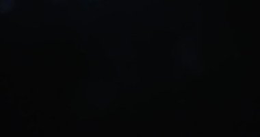 Bilinen Işık Sızıntısı Geçiş Üstüste 60 fps