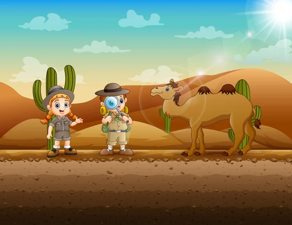 Γελοιογραφία Του Εξερευνητή Αγόρι Και Κορίτσι Μια Καμήλα Στην Έρημο — Διανυσματικό Αρχείο