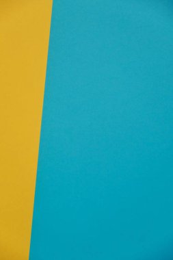 Mavi sarı kağıtlar.