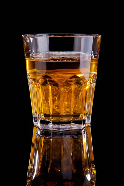 Cocktail Álcool Isolado Preto — Fotografia de Stock