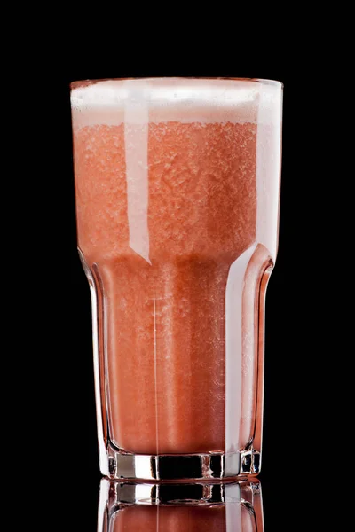 Vitamin Smoothie Milchcocktail Auf Schwarz — Stockfoto