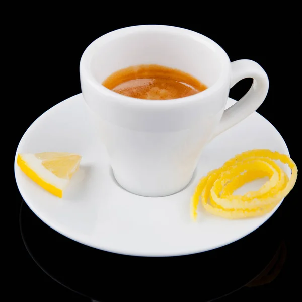 Bir fincan kahve espresso macchiato.