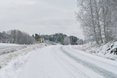 kırsal kesimde karlı yol