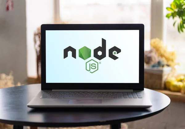 JS - Laptop bilgisayar ekranında JavaScript çalışma zamanı çerçeve logosu