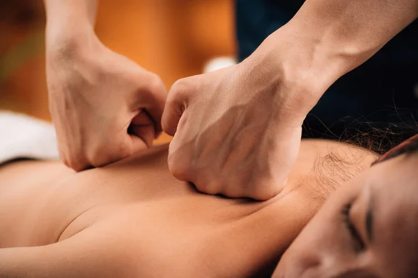 Diepe Weefsel Massagetherapie — Stockfoto