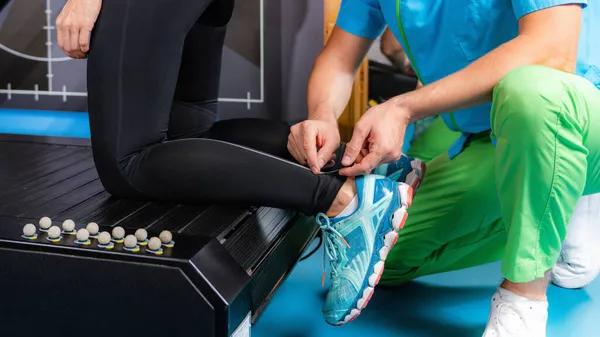 Análisis Marcha Colocación Marcadores Para Análisis Marcha Laboratorio Deportivo — Foto de Stock