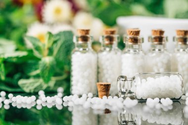 Homeopatik İlaçlar - Alternatif Tıp Konsepti 