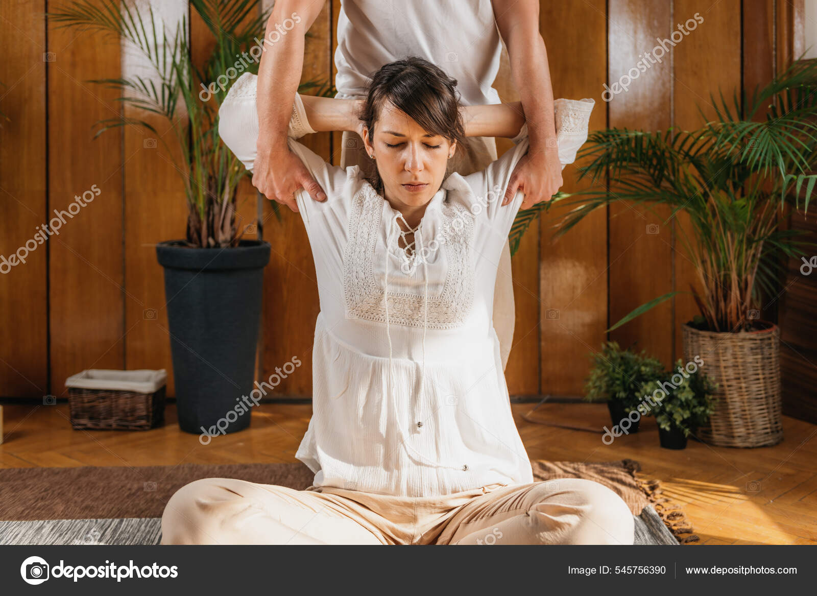 Thai Full Body Massage Arms Stretching Thai Massage Male Practitioner