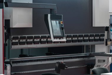 CNC Servo Sürücü Kulesi Metal Yumruk Basın Makinesi
