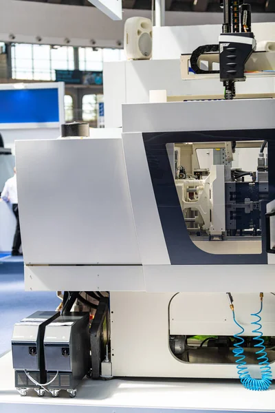  Endüstriyel enjeksiyon kalıp makinesi