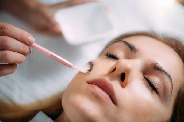 Chemical Peeling Facial Beauty Treatment — 图库照片