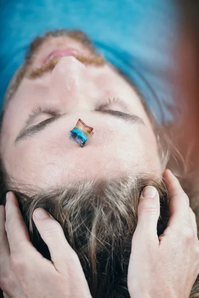 Healing Crystal Young Man Merkaba Crystal Placed His Forehead Third — Zdjęcie stockowe
