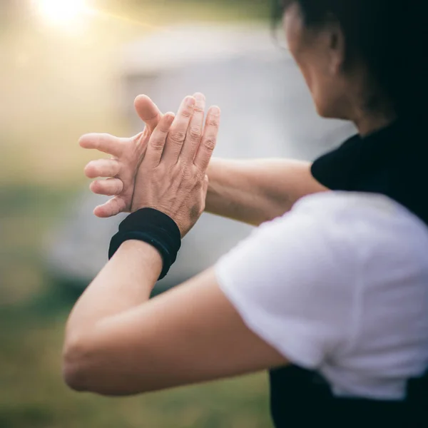 Gong Training Outdoors Womans Hands Focus — Stok fotoğraf