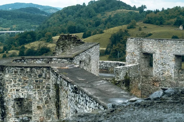 Esterno Del Castello Medievale Novigrad Dobri Croazia Vecchio Ponte Pietra — Foto Stock