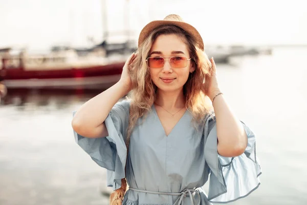 Portrait Cute Caucasian Woman Hat Sunglasses Background Yacht Club — Fotografia de Stock