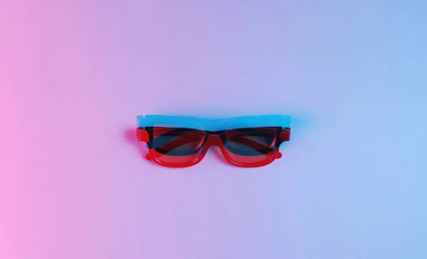 Okulary Neonowe Światło Widok Góry Minimalizm Efekt Usterki — Zdjęcie stockowe