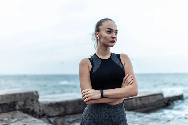 Portrait Fit Woman Sportswear Urban Beach — Stock Fotó