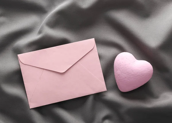 Pink Envelope Heart Folded Gray Silk Background — Foto Stock