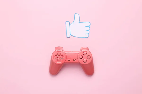 Gamepad Und Benachrichtigungssymbol Mit Maus Auf Rosa Hintergrund Gaming Streaming — Stockfoto