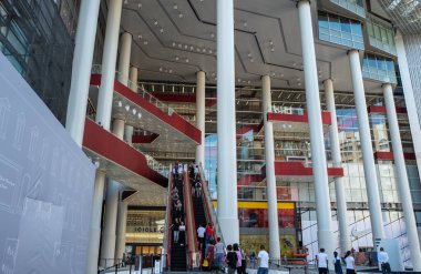 Şangay, Çin - 24 Eylül 2018: Nanjing Yolu Alışveriş Merkezi