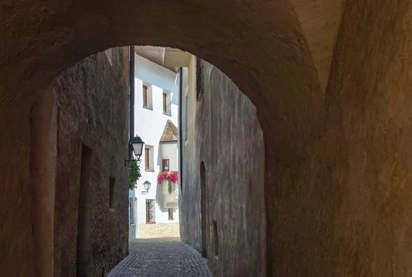 Vipiteno Italia Callejón Que Conduce Calle Altstadt Casco Antiguo — Foto de Stock