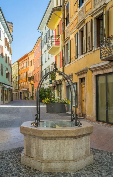 Riva Del Garda Italy Well Known Ancient Well Old Town — Foto Stock